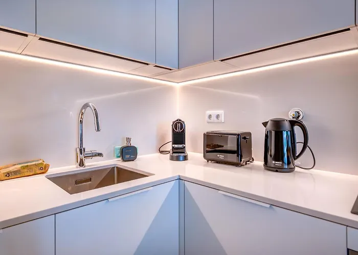 Cond Bayline - Pool - Gyn - - Peixe Balao - By Bedzy * Armação de Pêra