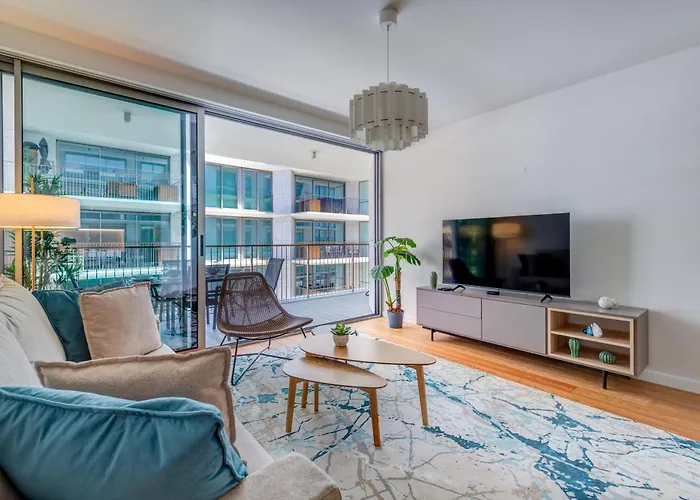 Cond Bayline - Pool - Gyn - - Peixe Balao - By Bedzy *