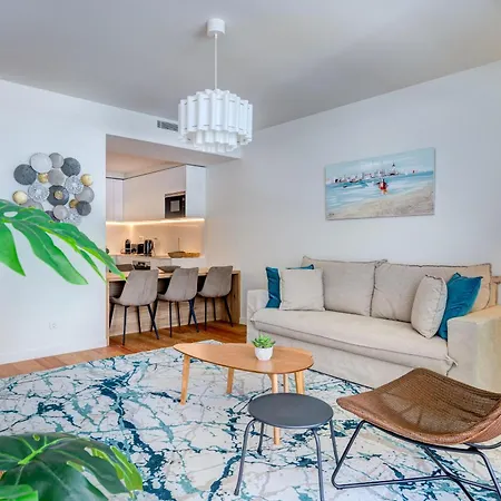 Cond Bayline - Pool - Gyn - - Peixe Balao - By Bedzy * Armação de Pêra