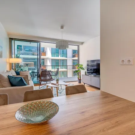 Cond Bayline - Pool - Gyn - - Peixe Balao - By Bedzy